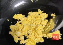 菠萝炒饭的做法图解2