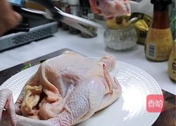 一口入魂！解锁清蒸本鸡的鲜嫩密码的做法图解1