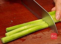 芦笋牛肉卷的做法图解2