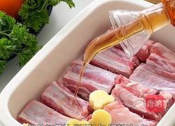 板栗排骨闷饭的做法图解1