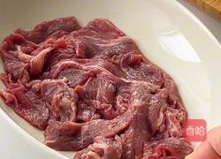 葱烧牛肉的做法图解1