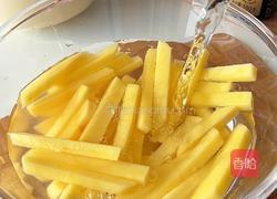 芝士肉酱薯条的做法图解1