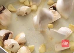 鲜翠三珍炒虾仁的做法图解6
