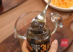 黑松露牛油果虾仁烘蛋的做法图解4