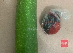 咸蛋节瓜滚汤的做法图解1