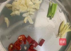 炒酸辣土豆丝的做法图解1