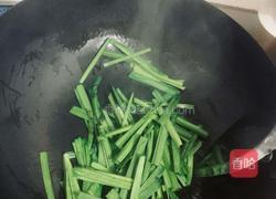 韭菜炒蛋的做法图解3