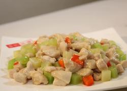 青笋炒鸡丁