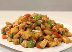 鲍菇炒肉丁